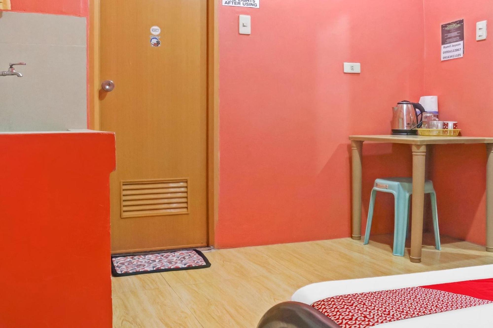 Hotel Solanos Transient House Pasay Exteriér fotografie