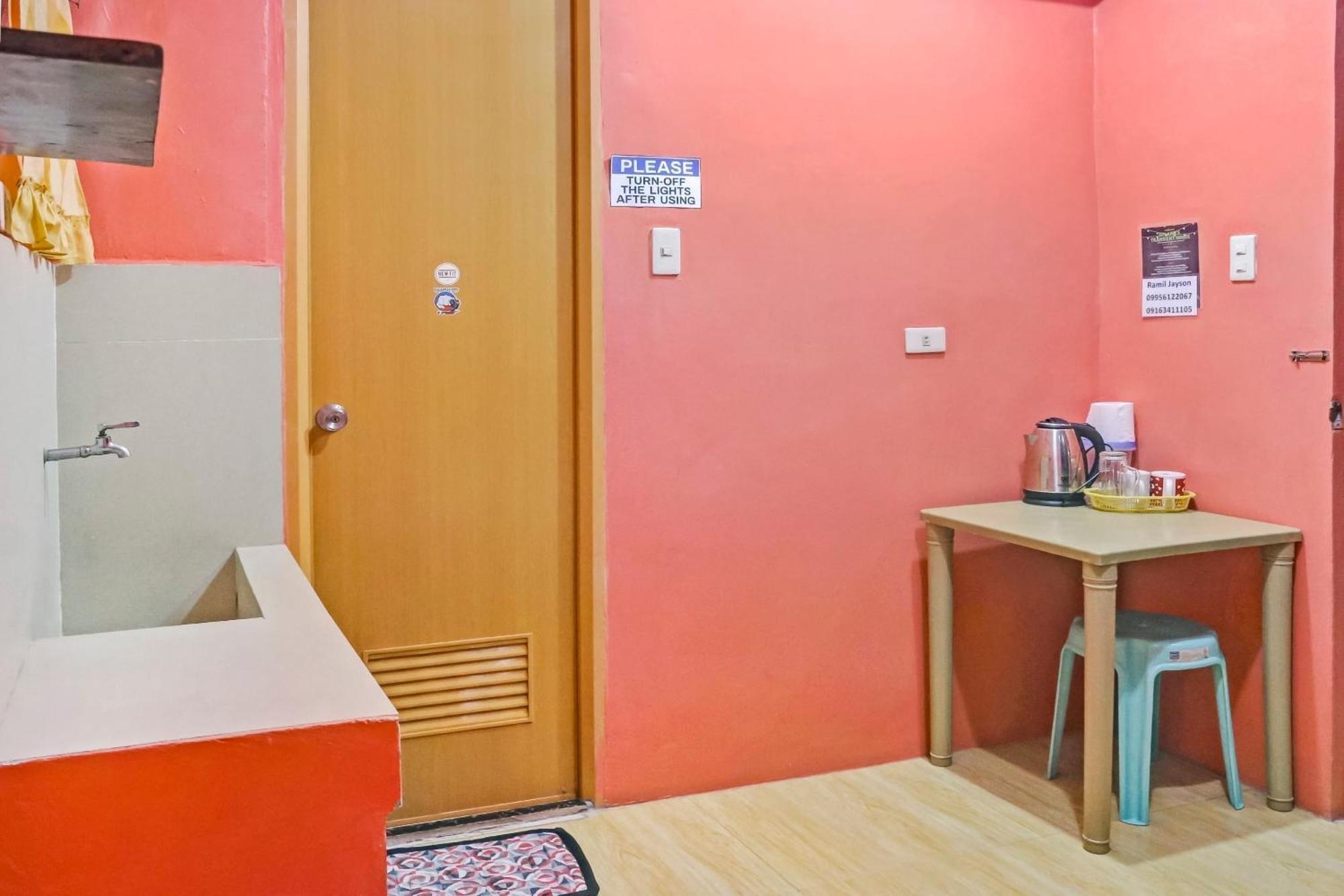 Hotel Solanos Transient House Pasay Exteriér fotografie