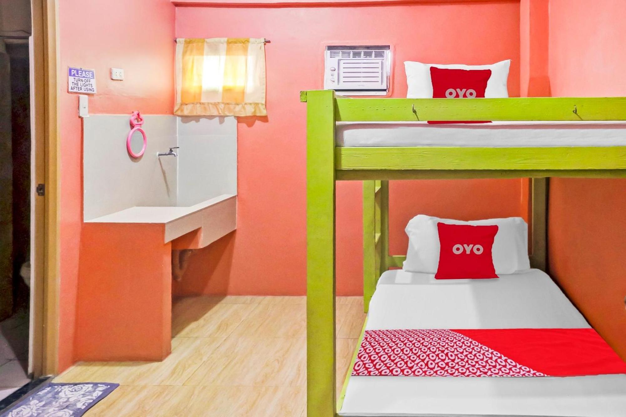 Hotel Solanos Transient House Pasay Exteriér fotografie