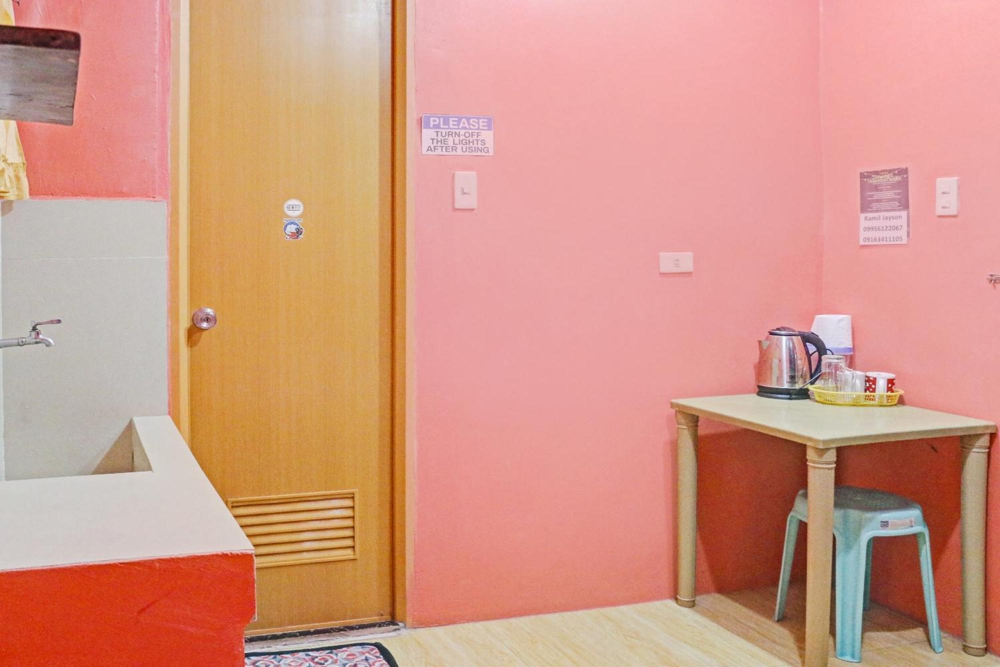 Hotel Solanos Transient House Pasay Exteriér fotografie